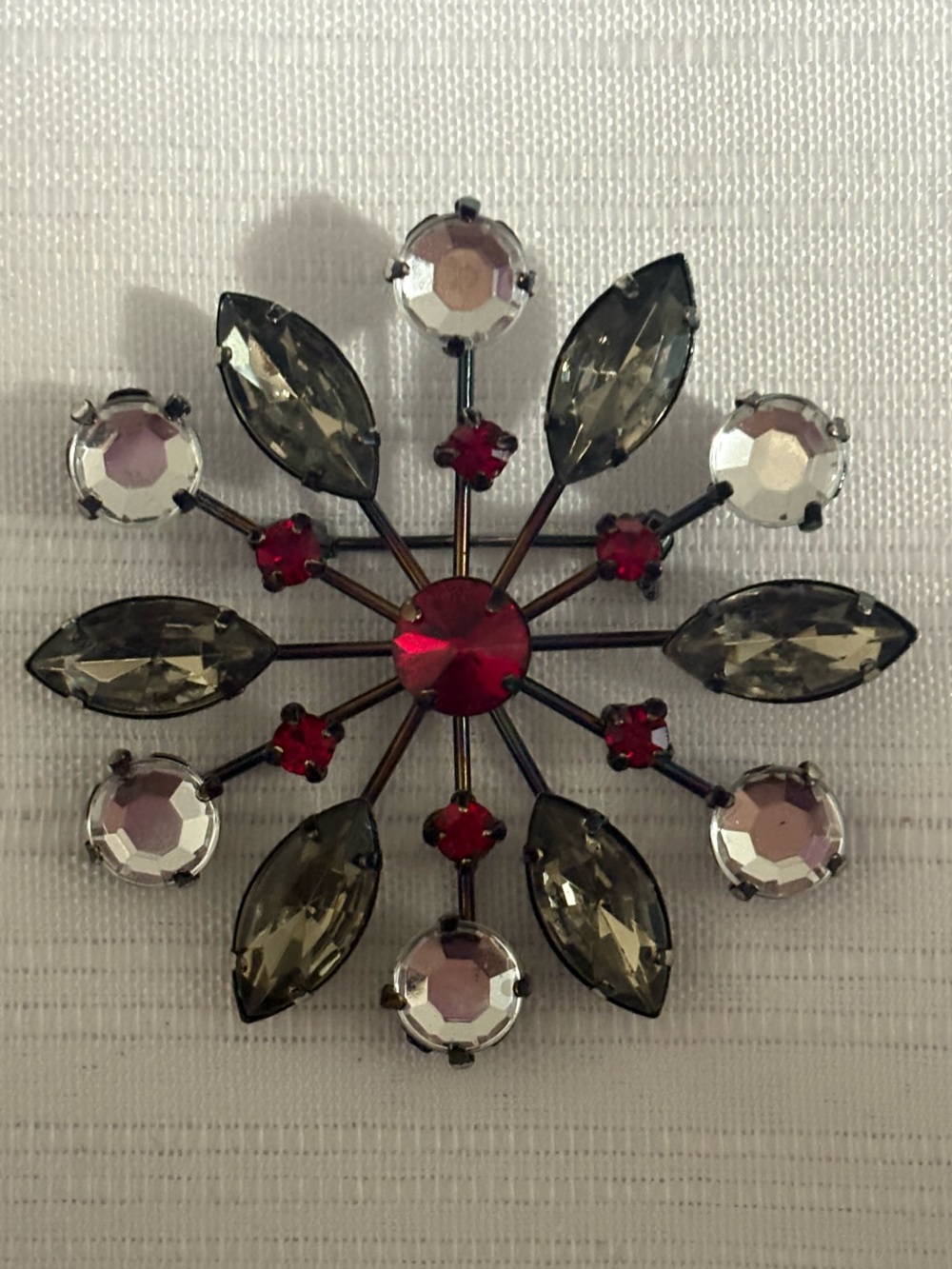 Rhinestone Starburst Brooch